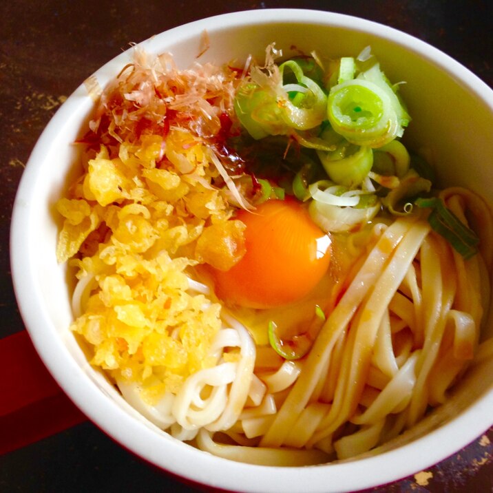 節約ランチ★簡単だし醤油かけ釜玉うどん★